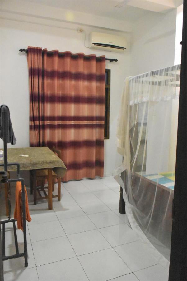 Hotel Surf Corner Matara Esterno foto